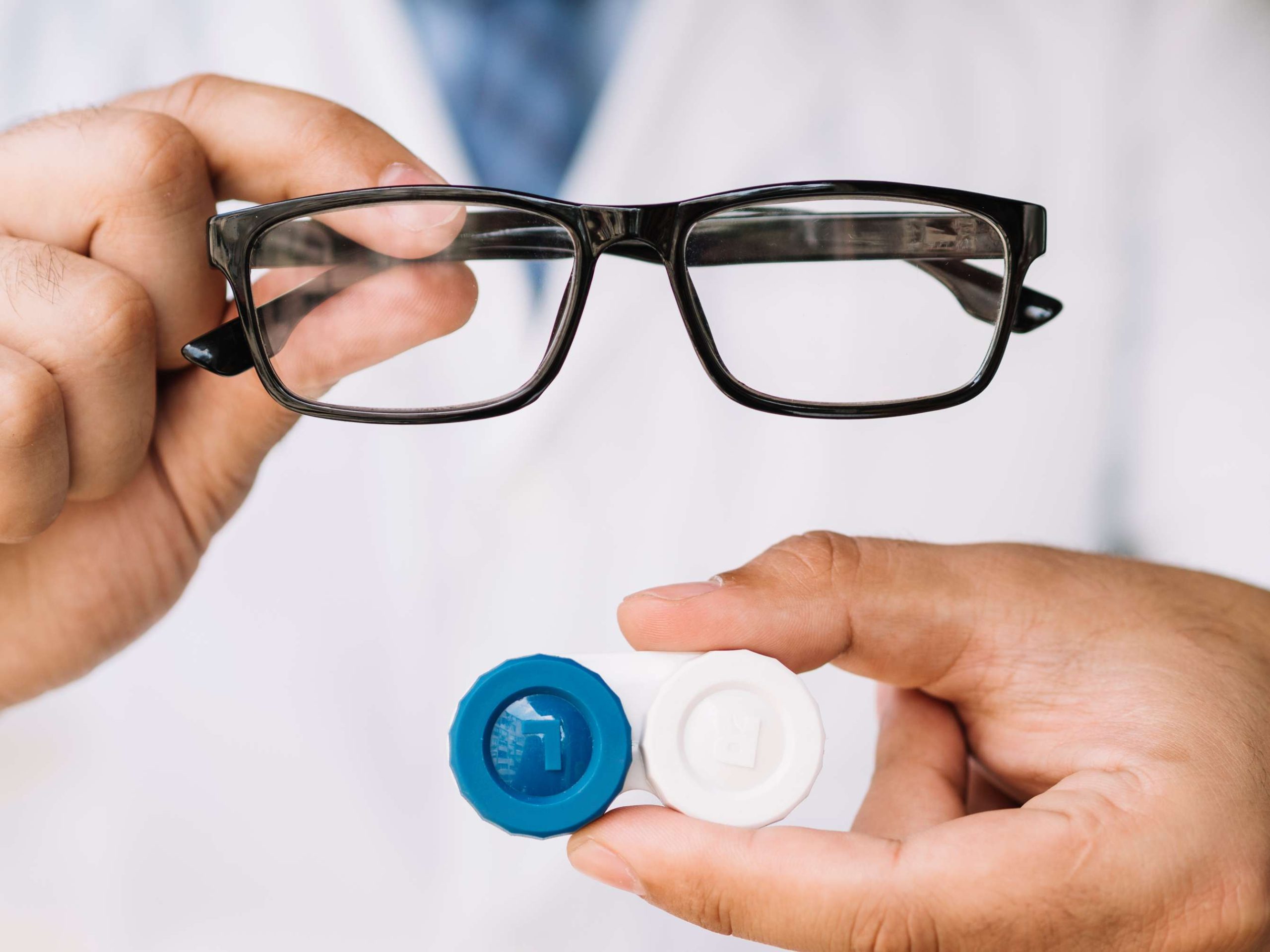 Contact Lenses vs. Glasses in Ghana: Which Is Right for You? | St Thomas Eye Hospital